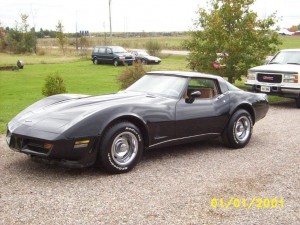Black 80 Corvette 014